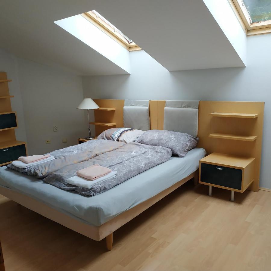 Apartmany Puerto Сенец Экстерьер фото